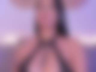 Live cam show with Isabella-Monroe - Butt Plug on Camsoda.co