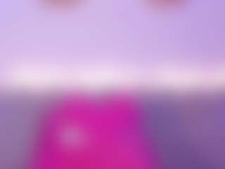 Live cam show with Isabella-Monroe - Fetish Latina on Camversity | colombia