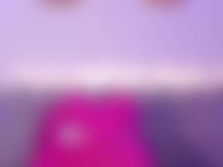 Live cam show with Isabella-Monroe - Dildo Or Vibrator on SxyPornLive