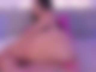 Isabella-Monroe's Live Sex Cam Show
