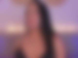 Isabella-Monroe's Live Sex Cam Show