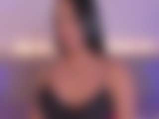 Isabella-Monroe's Live Sex Cam Show