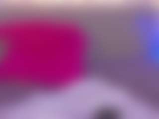 Isabella-Monroe's Live Sex Cam Show