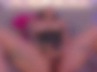 Isabella-Monroe's Live Sex Cam Show