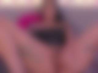 Isabella-Monroe's Live Sex Cam Show