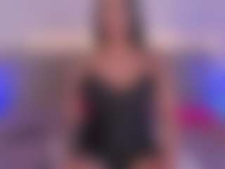 Isabella-Monroe's Live Sex Cam Show