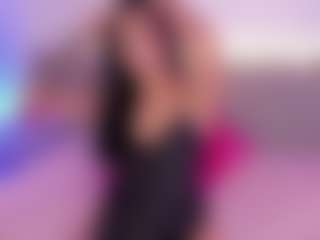 Isabella-Monroe's Live Sex Cam Show