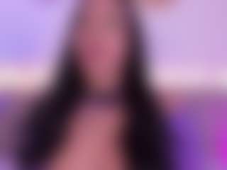 Isabella-Monroe's Live Sex Cam Show