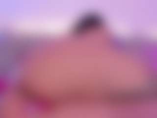 Isabella-Monroe's Live Sex Cam Show