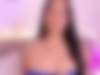 Isabella-Monroe's Live Sex Cam Show