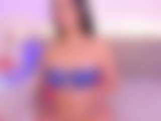 Isabella-Monroe's Live Sex Cam Show