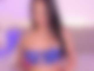 Isabella-Monroe's Live Sex Cam Show