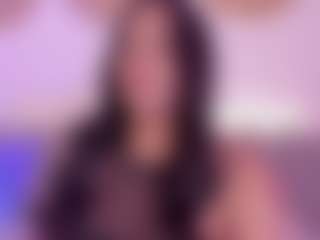 Isabella-Monroe's Live Sex Cam Show