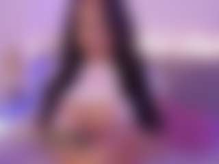 Isabella-Monroe's Live Sex Cam Show