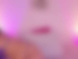 Isabella-Monroe's Live Sex Cam Show