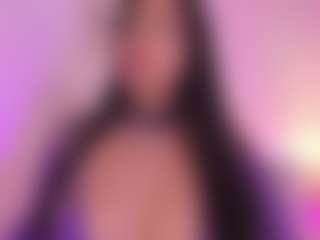 Isabella-Monroe's Live Sex Cam Show