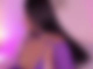 Isabella-Monroe's Live Sex Cam Show