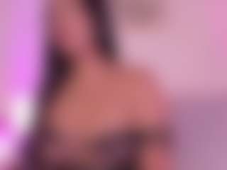 Isabella-Monroe's Live Sex Cam Show