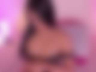 Isabella-Monroe's Live Sex Cam Show