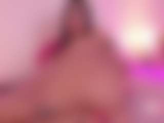Isabella-Monroe's Live Sex Cam Show