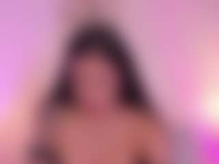 Isabella-Monroe's Live Sex Cam Show