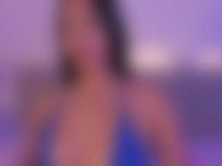 Isabella-Monroe's Live Sex Cam Show