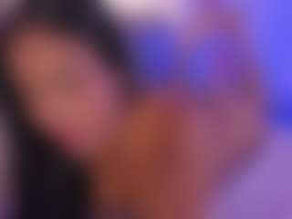 Isabella-Monroe's Live Sex Cam Show