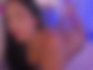 Isabella-Monroe's Live Sex Cam Show