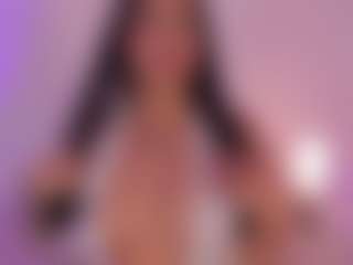 Isabella-Monroe's Live Sex Cam Show