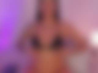 Isabella-Monroe's Live Sex Cam Show