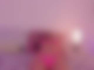 Isabella-Monroe's Live Sex Cam Show