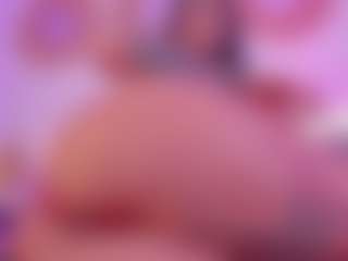 Isabella-Monroe's Live Sex Cam Show