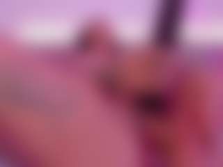 Isabella-Monroe's Live Sex Cam Show