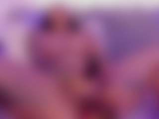 Isabella-Monroe's Live Sex Cam Show