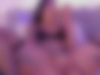 Isabella-Monroe's Live Sex Cam Show