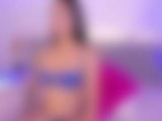 Isabella-Monroe's Live Sex Cam Show