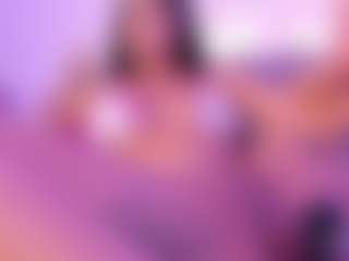 Isabella-Monroe's Live Sex Cam Show