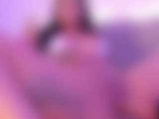 Isabella-Monroe's Live Sex Cam Show