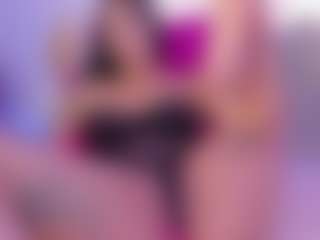 Isabella-Monroe's Live Sex Cam Show