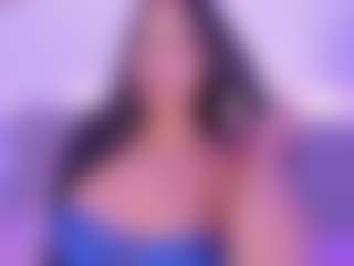 Isabella-Monroe's Live Sex Cam Show