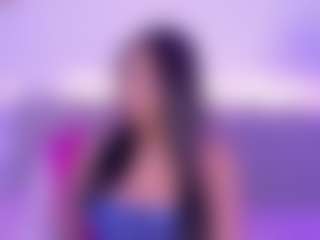 Isabella-Monroe's Live Sex Cam Show
