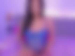 Isabella-Monroe's Live Sex Cam Show