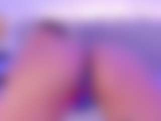 Isabella-Monroe's Live Sex Cam Show