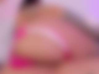 Isabella-Monroe's Live Sex Cam Show