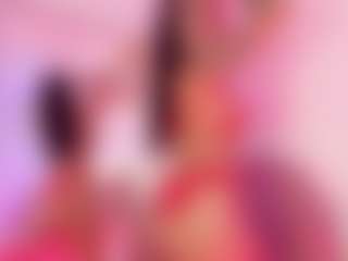 Isabella-Monroe's Live Sex Cam Show
