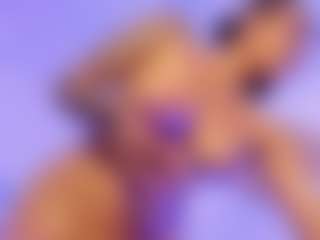 Isabella-Monroe's Live Sex Cam Show
