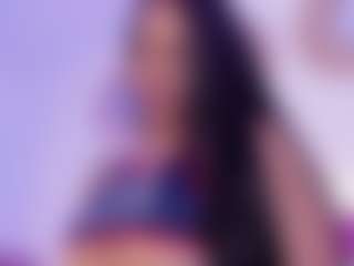 Isabella-Monroe's Live Sex Cam Show