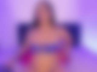 Isabella-Monroe's Live Sex Cam Show