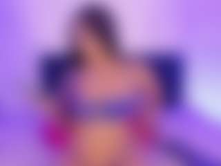 Isabella-Monroe's Live Sex Cam Show