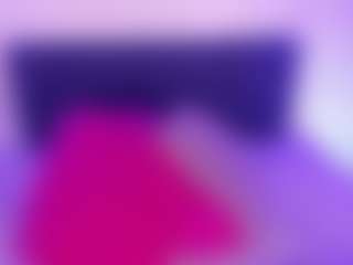 Isabella-Monroe's Live Sex Cam Show